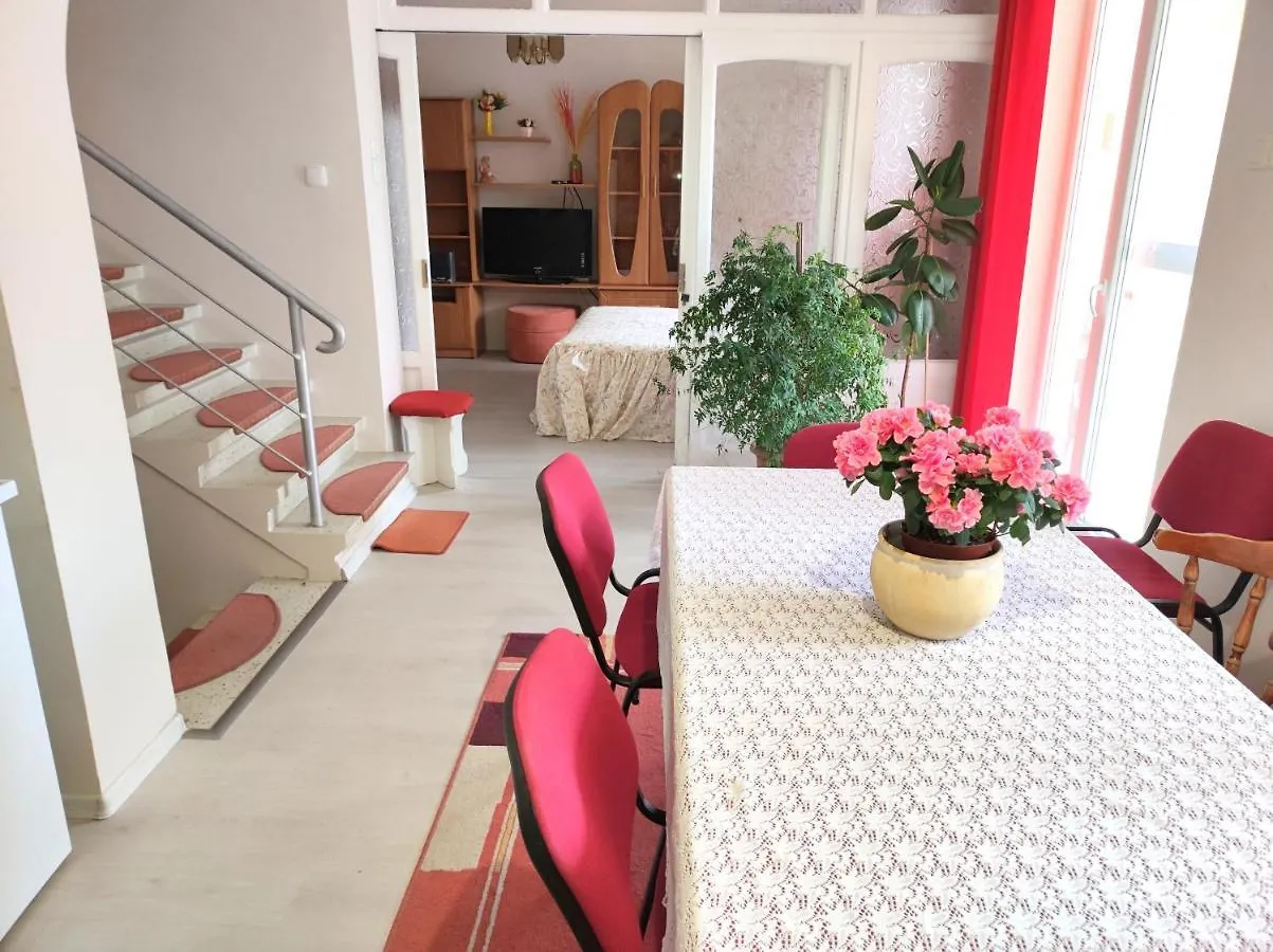 Holiday Vendeghaz إغير شقة